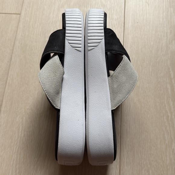 3/$10 Puma Cross Strap Slides Black Gray - Picture 3 of 8